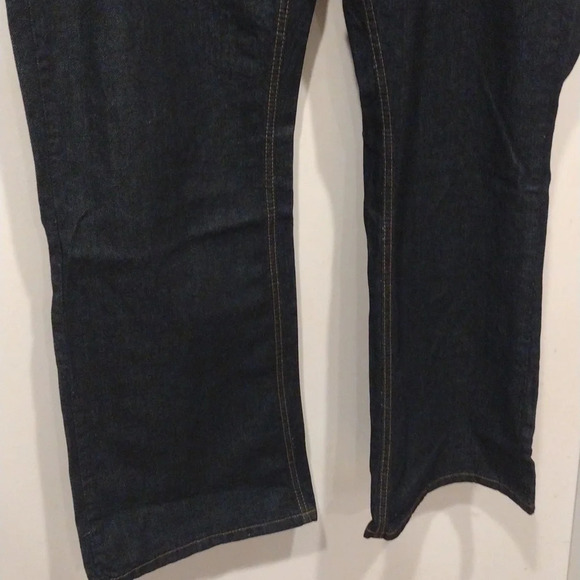 NWT Dickies Women's Relaxed Fit Dark Wash Denim Boot Cut Work Jeans 18R-Casual - Picture 4 of 7